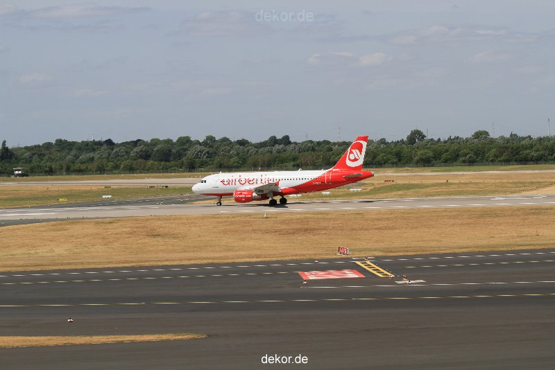 duesseldorf-flughafen-flughafen-flugzeuge-1-022