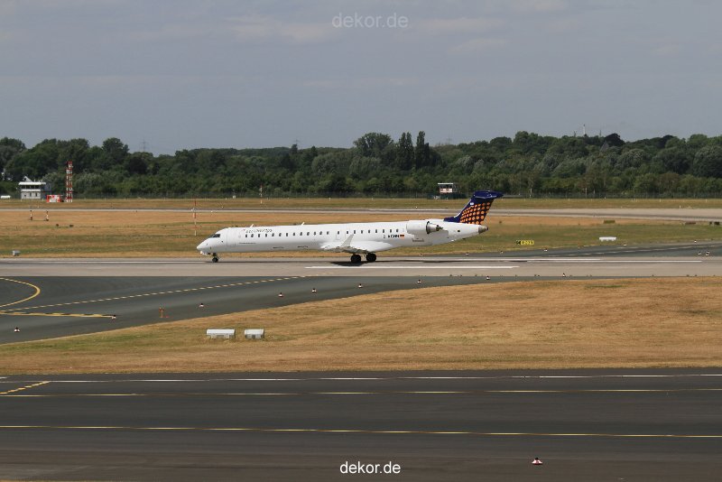 duesseldorf-flughafen-flughafen-flugzeuge-1-039