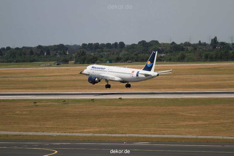duesseldorf-flughafen-flughafen-flugzeuge-1-050