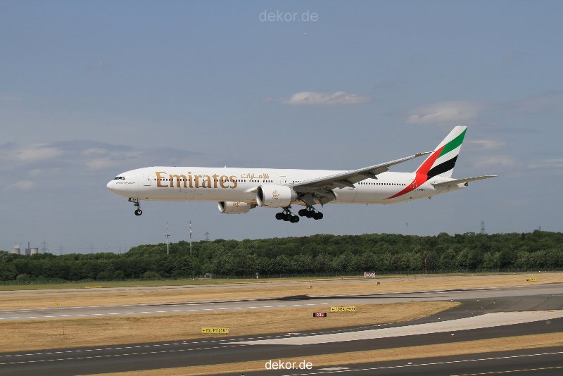 duesseldorf-flughafen-flughafen-flugzeuge-1-070