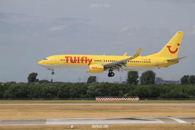 duesseldorf-flughafen-flughafen-flugzeuge-1-089
