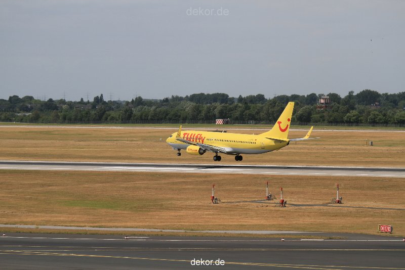 duesseldorf-flughafen-flughafen-flugzeuge-1-091