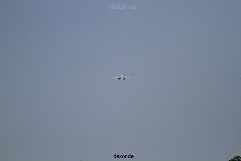 duesseldorf-flughafen-flughafen-flugzeuge-1-096