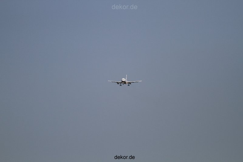 duesseldorf-flughafen-flughafen-flugzeuge-1-100