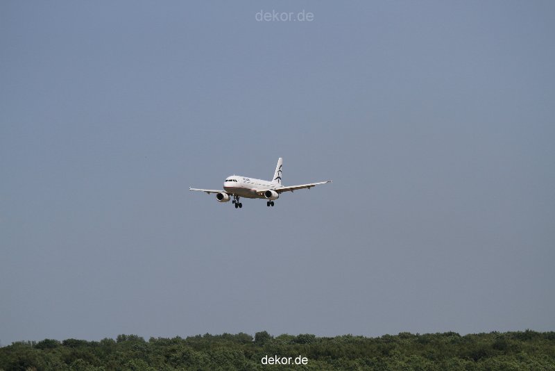 duesseldorf-flughafen-flughafen-flugzeuge-1-102
