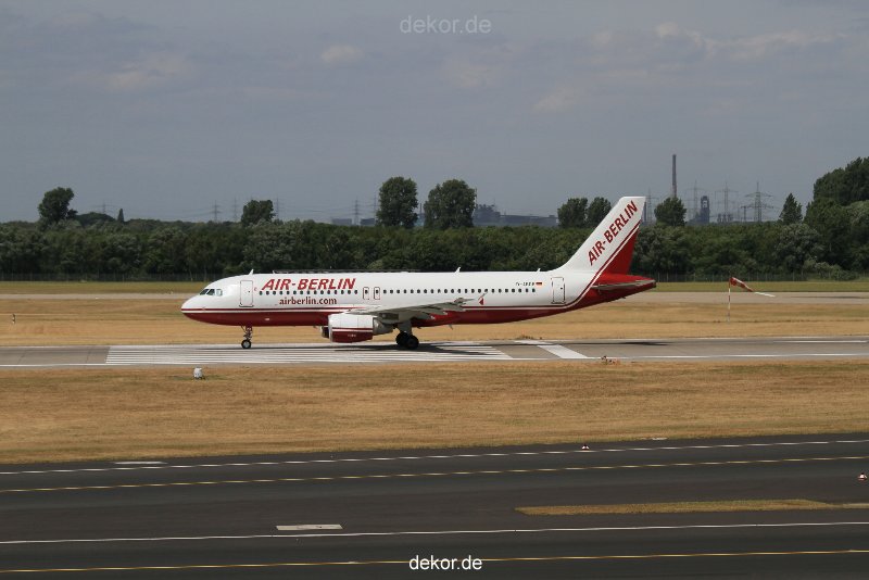 duesseldorf-flughafen-flughafen-flugzeuge-1-108