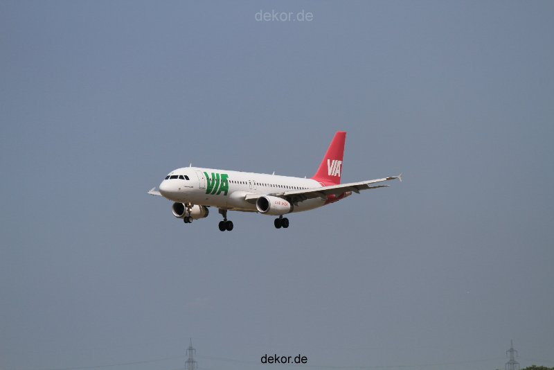 duesseldorf-flughafen-flughafen-flugzeuge-1-128