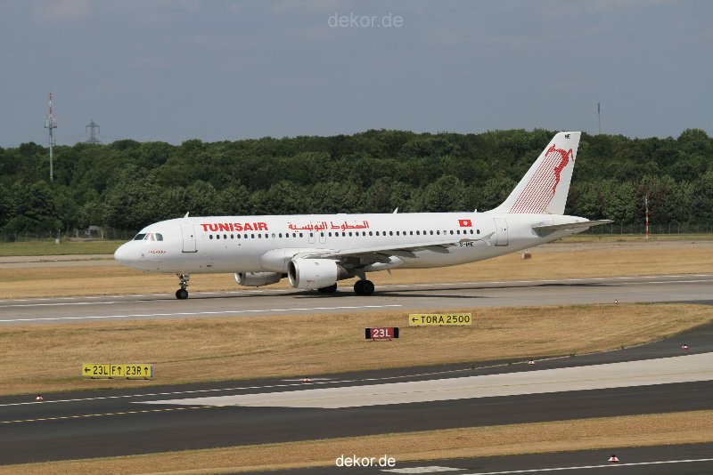 duesseldorf-flughafen-flughafen-flugzeuge-1-140