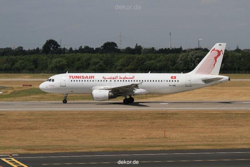 duesseldorf-flughafen-flughafen-flugzeuge-1-144