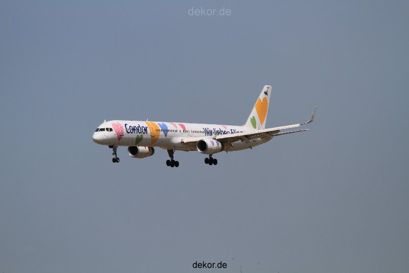 duesseldorf-flughafen-flughafen-flugzeuge-1-151