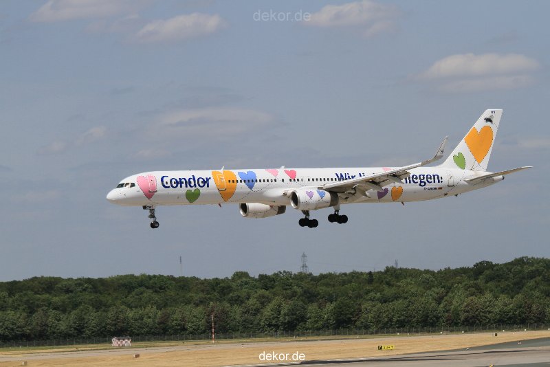 duesseldorf-flughafen-flughafen-flugzeuge-1-159