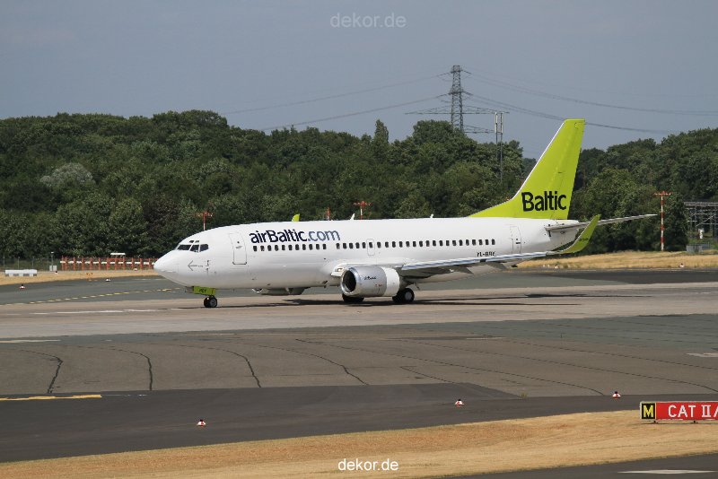 duesseldorf-flughafen-flughafen-flugzeuge-1-170