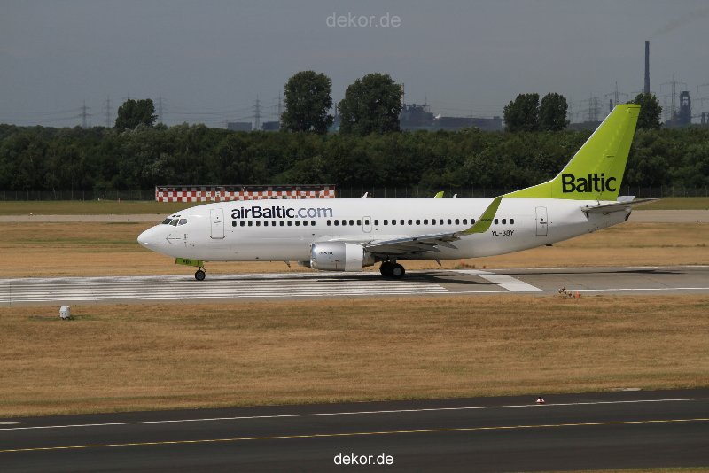 duesseldorf-flughafen-flughafen-flugzeuge-1-175
