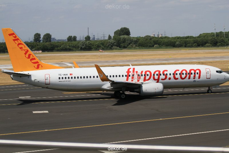 duesseldorf-flughafen-flughafen-flugzeuge-1-209