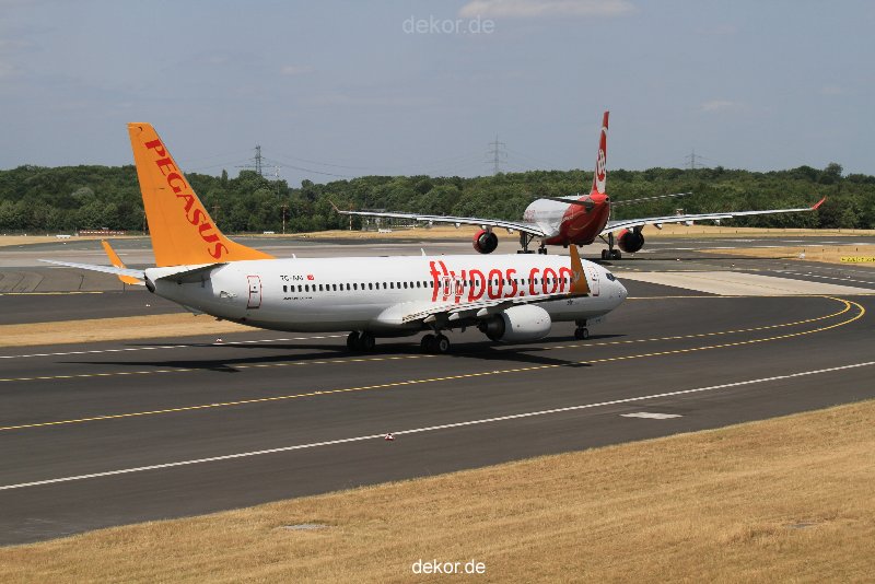 duesseldorf-flughafen-flughafen-flugzeuge-1-218