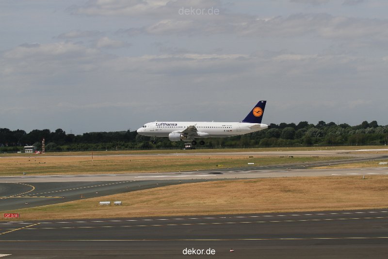 duesseldorf-flughafen-flughafen-flugzeuge-1-235