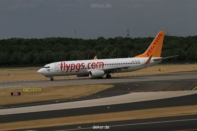 duesseldorf-flughafen-flughafen-flugzeuge-1-240
