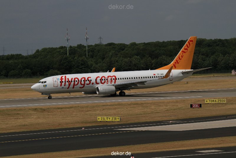 duesseldorf-flughafen-flughafen-flugzeuge-1-241