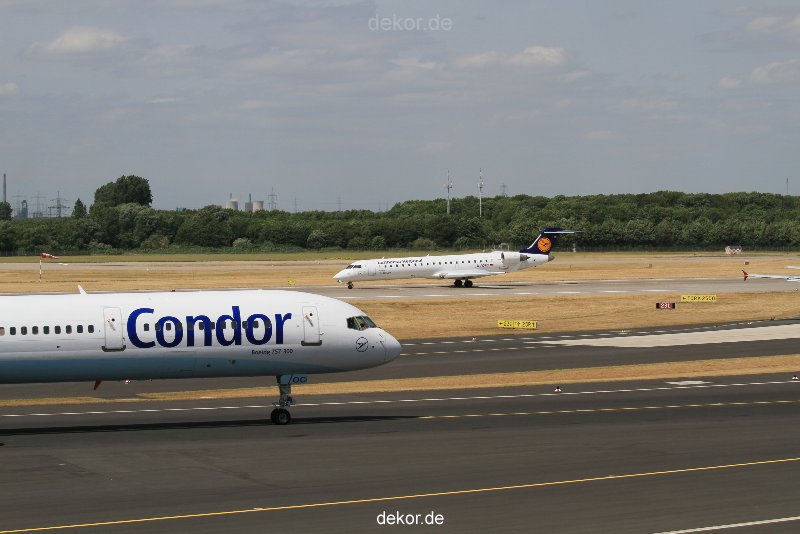 duesseldorf-flughafen-flughafen-flugzeuge-1-264
