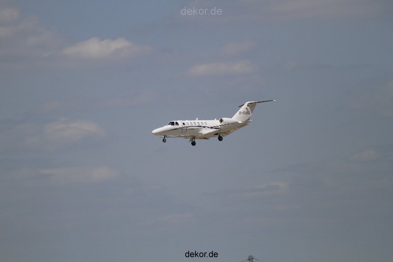 duesseldorf-flughafen-flughafen-flugzeuge-1-274