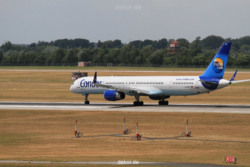 duesseldorf-flughafen-flughafen-flugzeuge-2-018