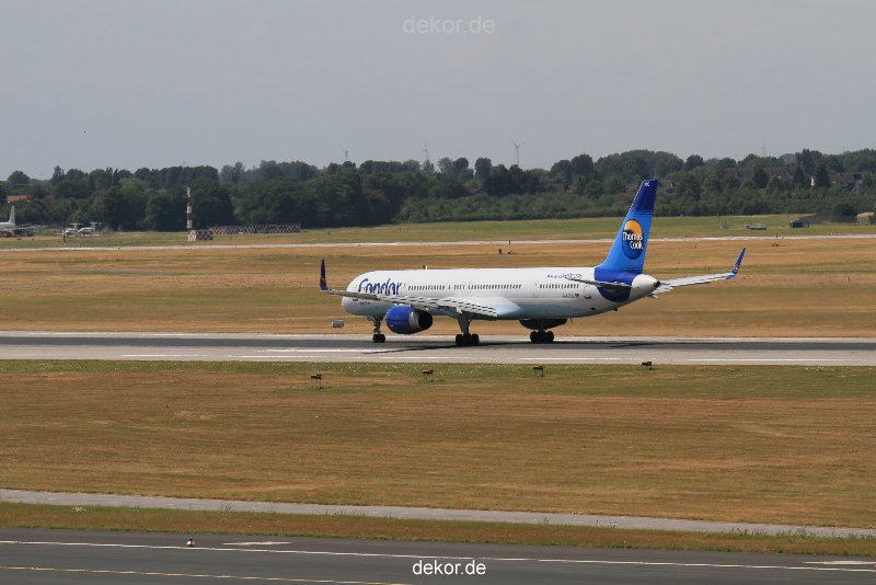 duesseldorf-flughafen-flughafen-flugzeuge-2-020