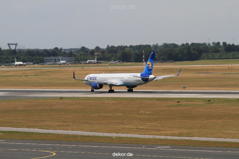 duesseldorf-flughafen-flughafen-flugzeuge-2-021
