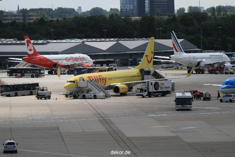 duesseldorf-flughafen-flughafen-flugzeuge-2-088