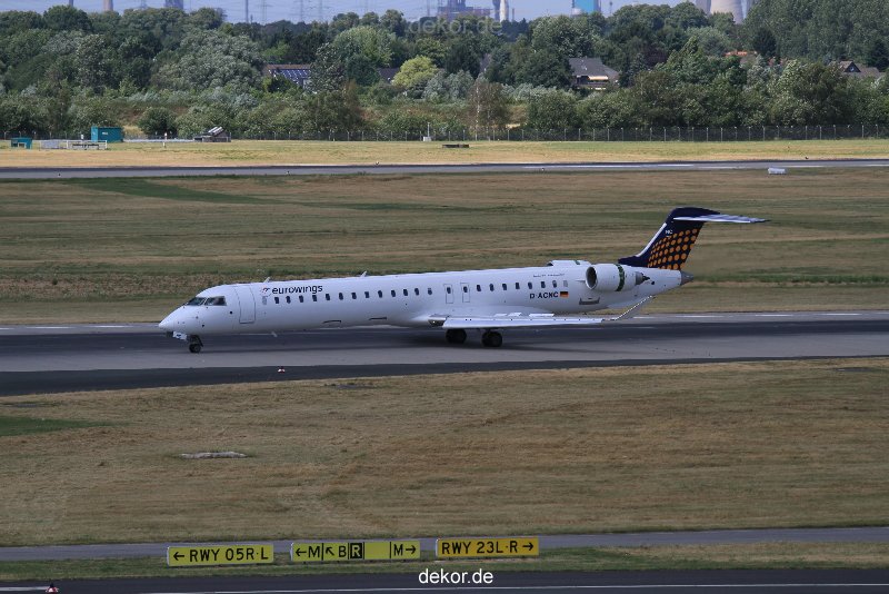 duesseldorf-flughafen-flughafen-flugzeuge-2-115
