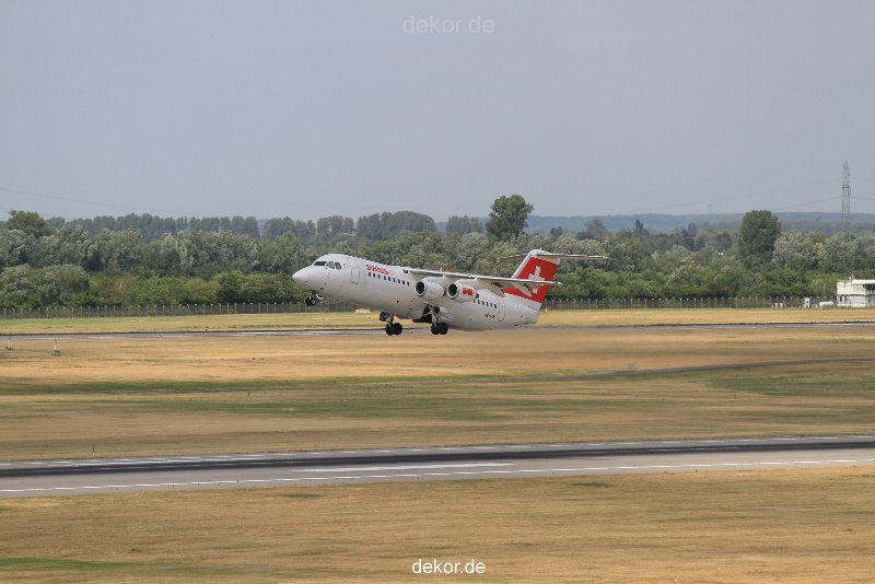 duesseldorf-flughafen-flughafen-flugzeuge-2-132