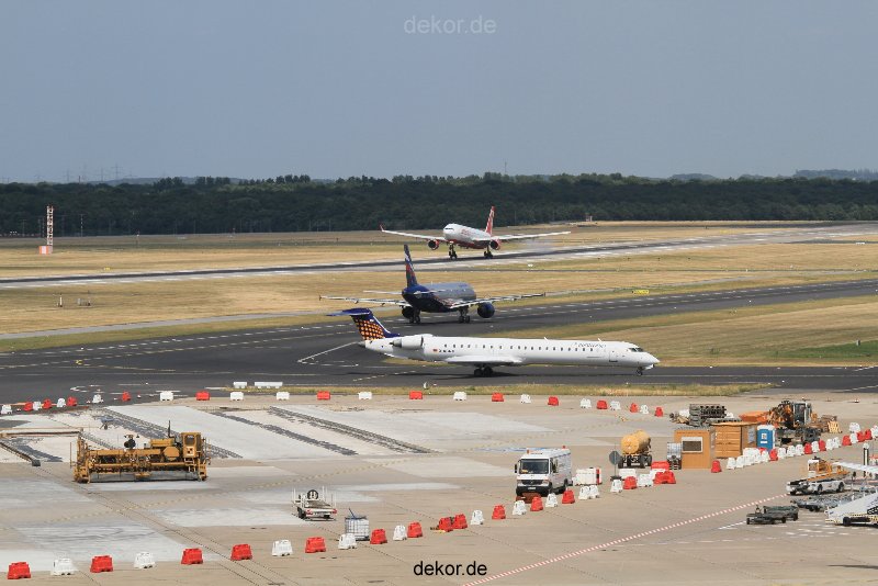 duesseldorf-flughafen-flughafen-flugzeuge-2-143