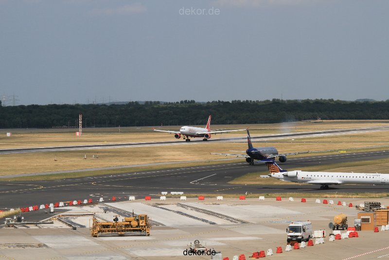 duesseldorf-flughafen-flughafen-flugzeuge-2-144