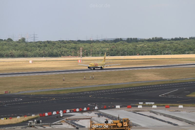 duesseldorf-flughafen-flughafen-flugzeuge-2-158