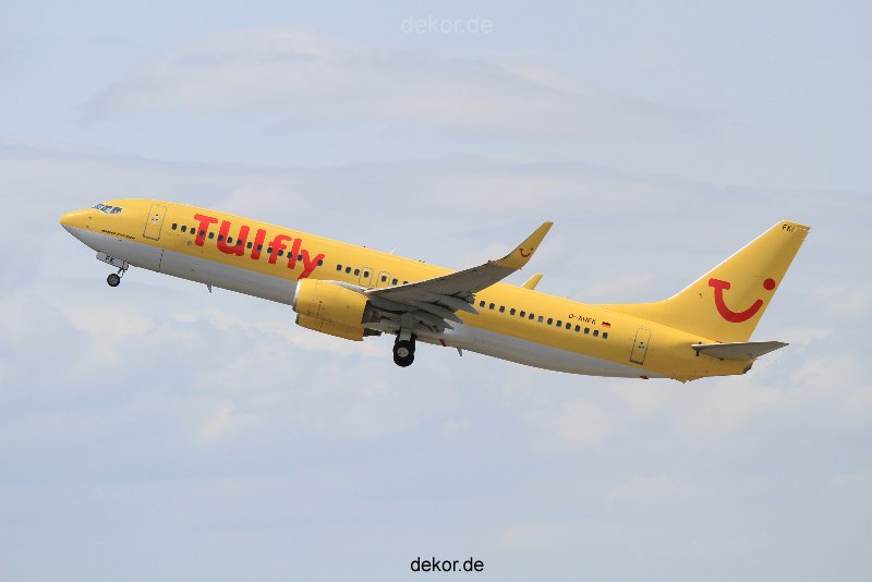 duesseldorf-flughafen-flughafen-flugzeuge-2-160