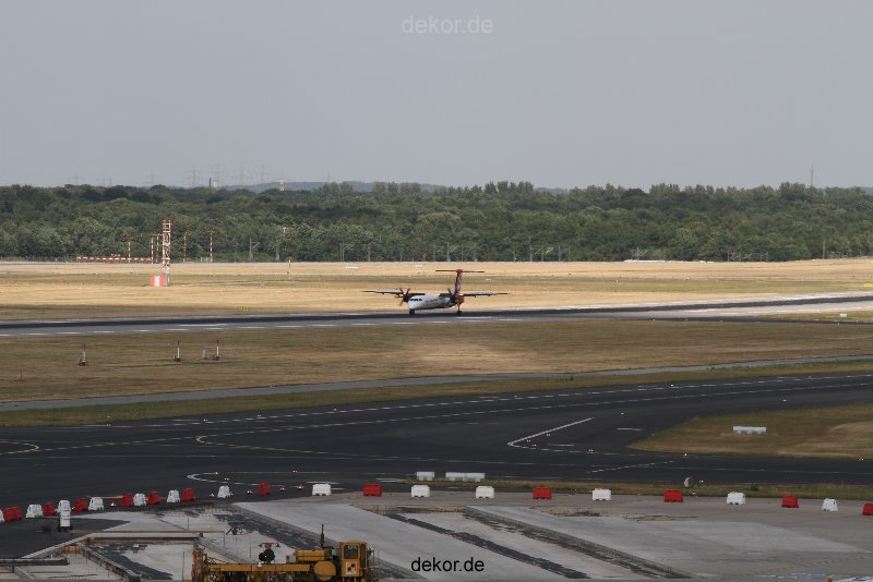 duesseldorf-flughafen-flughafen-flugzeuge-2-183