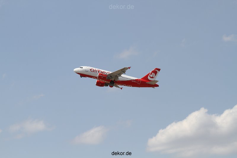 duesseldorf-flughafen-flughafen-flugzeuge-2-222