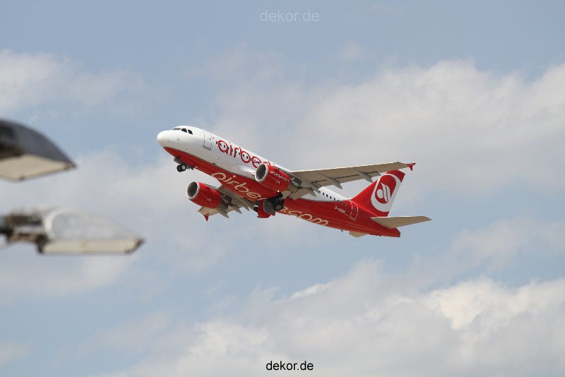 duesseldorf-flughafen-flughafen-flugzeuge-2-227