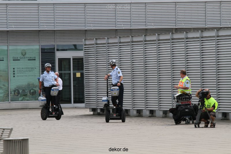 duesseldorf-flughafen-flughafen-segways-004