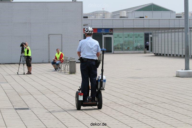 duesseldorf-flughafen-flughafen-segways-009