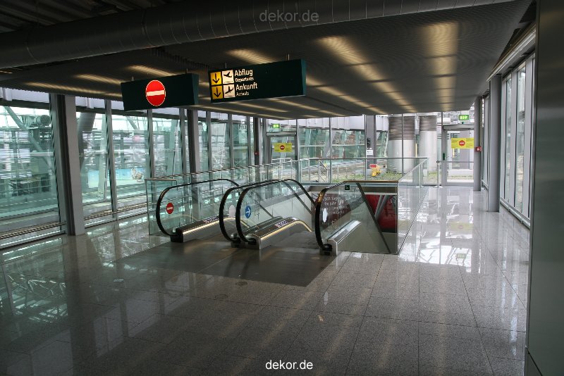duesseldorf-flughafen-flughafen-sky-train-022