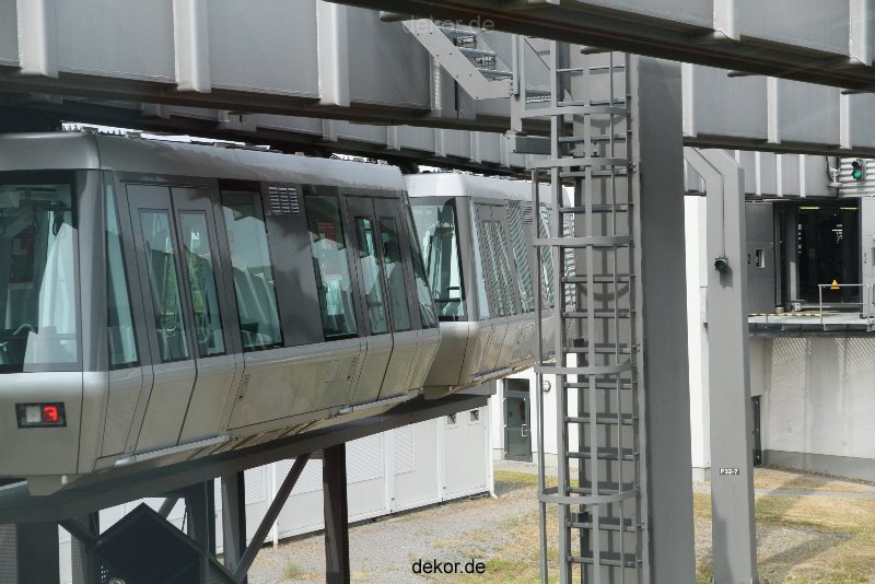 duesseldorf-flughafen-flughafen-sky-train-036