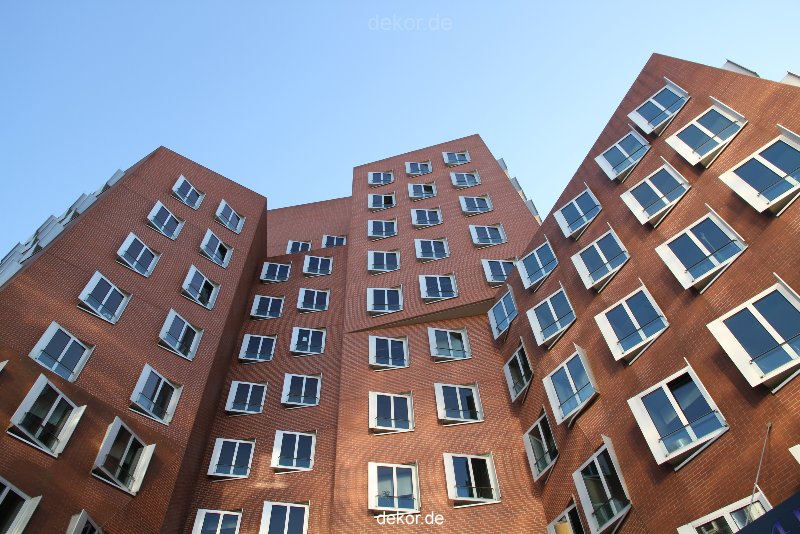 duesseldorf-medienhafen-medienhafen-gehry-bauten-017