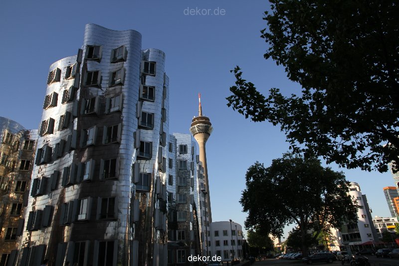 duesseldorf-medienhafen-medienhafen-gehry-bauten-021