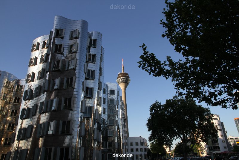 duesseldorf-medienhafen-medienhafen-gehry-bauten-022