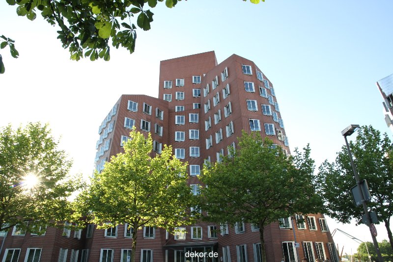 duesseldorf-medienhafen-medienhafen-gehry-bauten-028