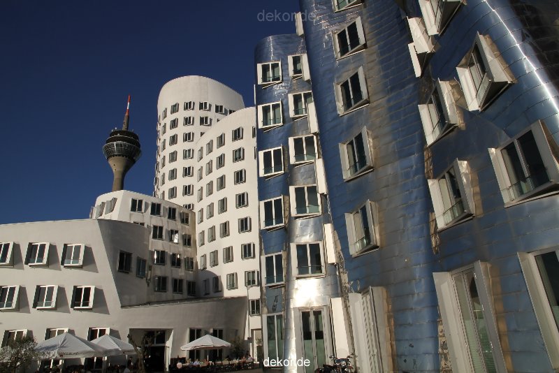 duesseldorf-medienhafen-medienhafen-gehry-bauten-040