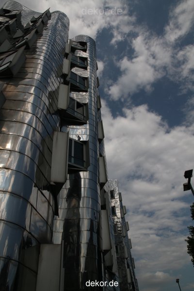 duesseldorf-medienhafen-medienhafen-gehry-bauten-056