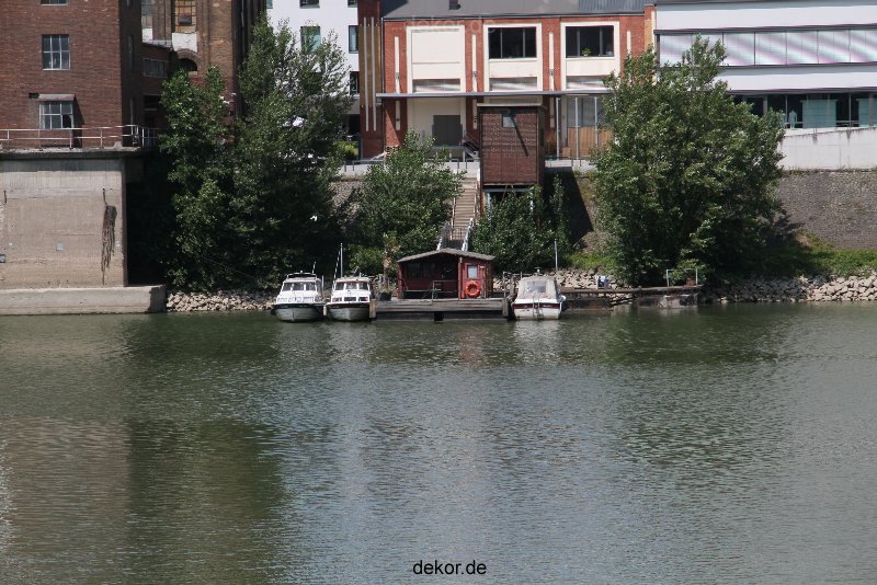 duesseldorf-medienhafen-medienhafen2-100