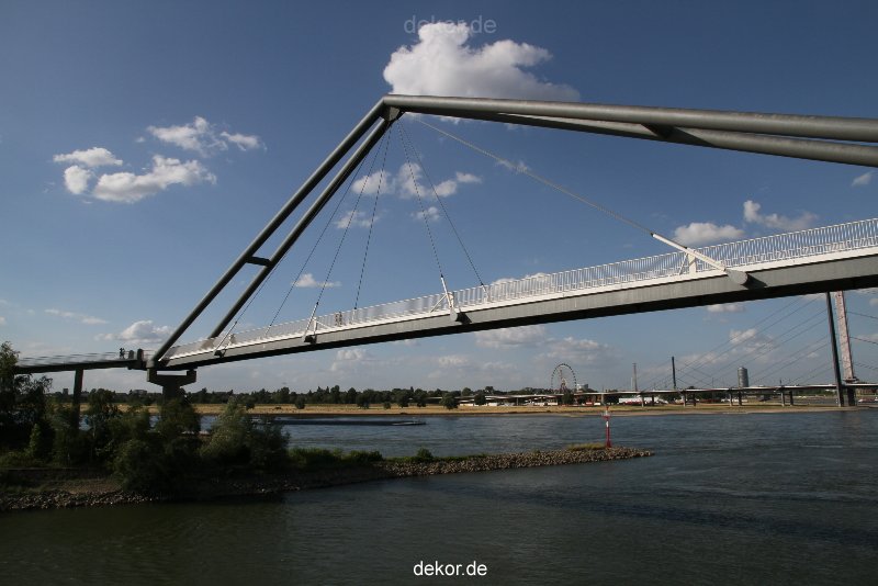 duesseldorf-medienhafen-medienhafen3-083