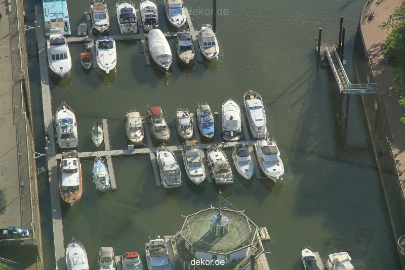 duesseldorf-medienhafen-rheinturm-aussicht-011